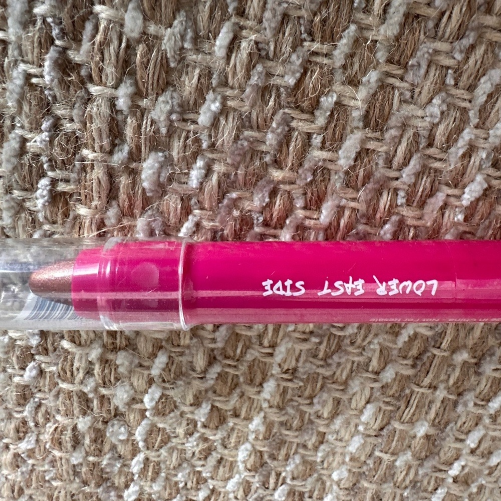 Eyeshadow Crayon Velvet Thorn